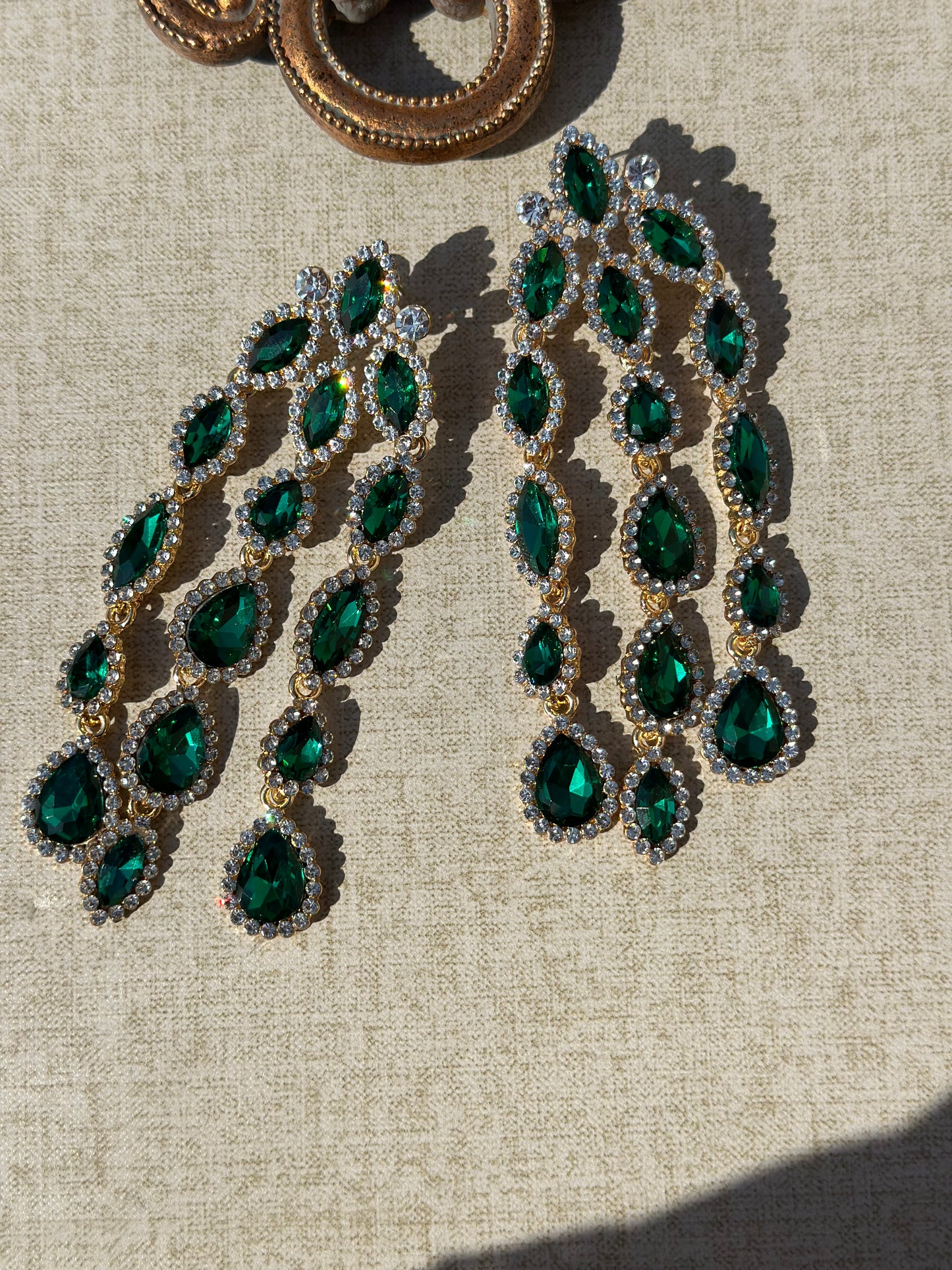 CC-45 emerald green long hanging earrings