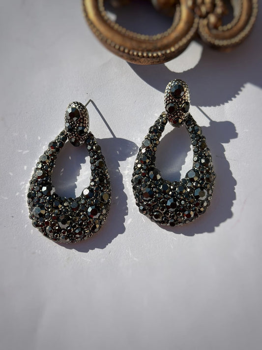 Modern dangling black stone earrings CC-3