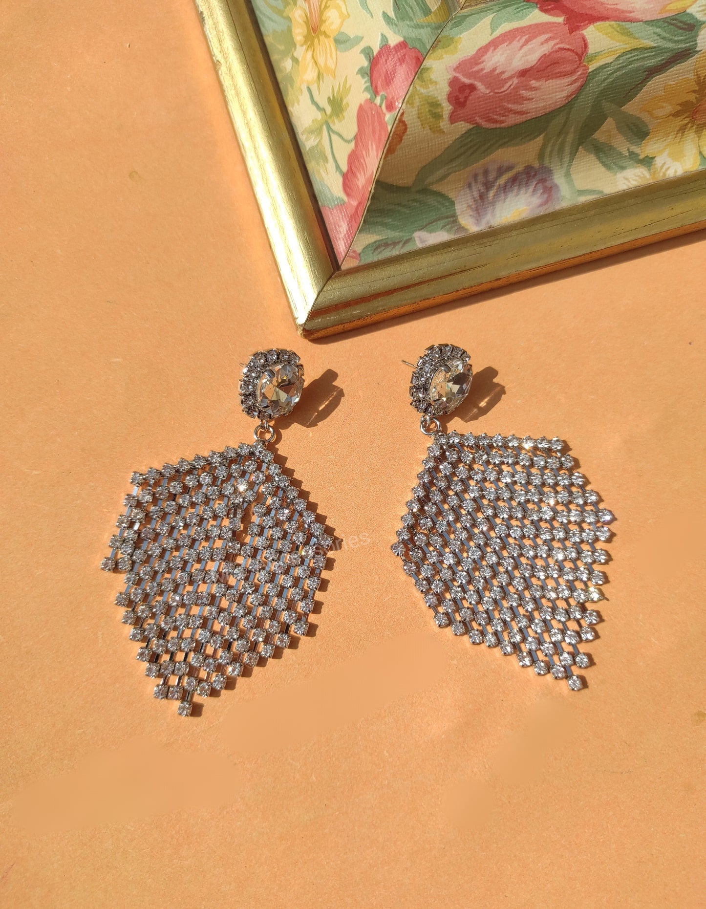White crystal earrings CC-28