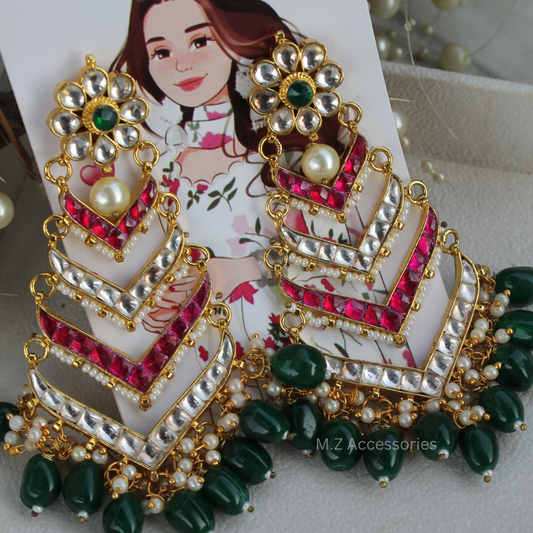 One carret gold plated pachi earrings