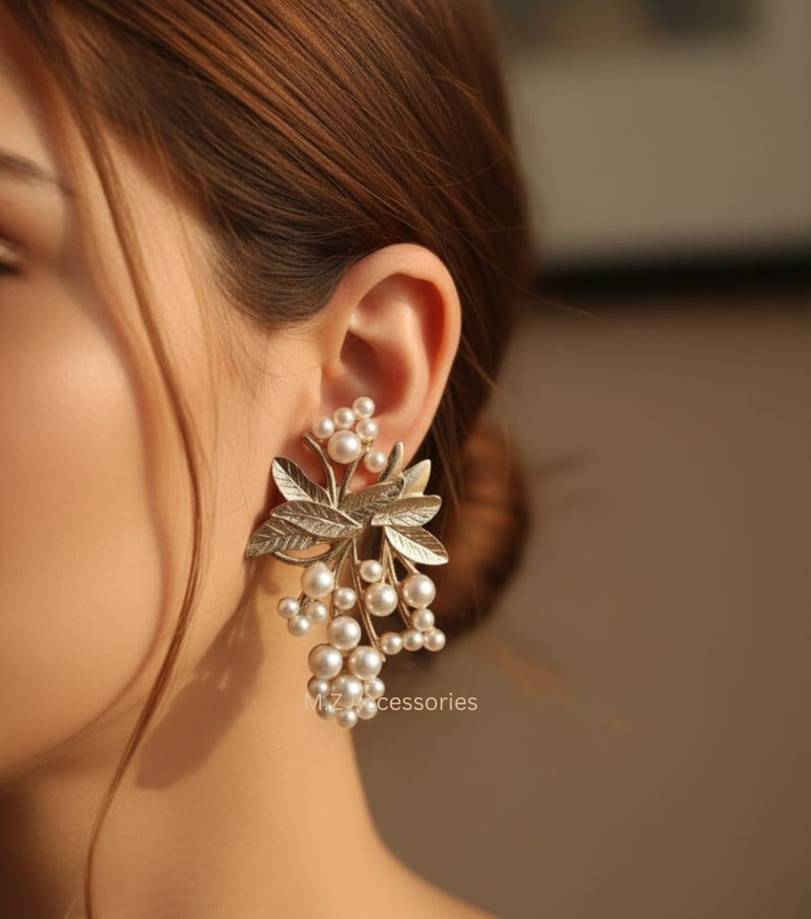 ER-6 oxidized German Golden pearl earrings