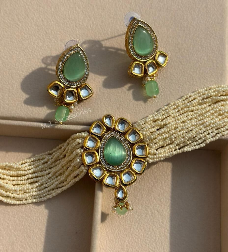 CS-47 Light green Monalisa stone kundan choker set