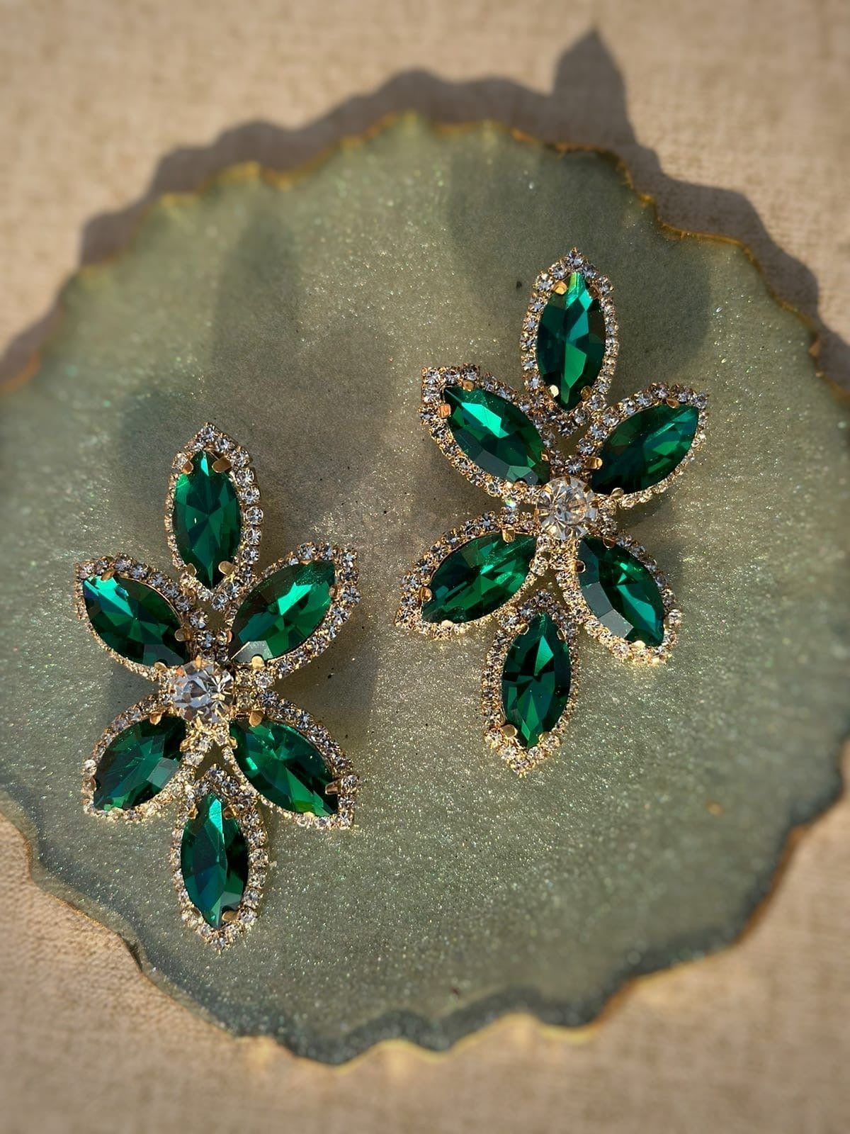 Emerald green flower earrings CC-72