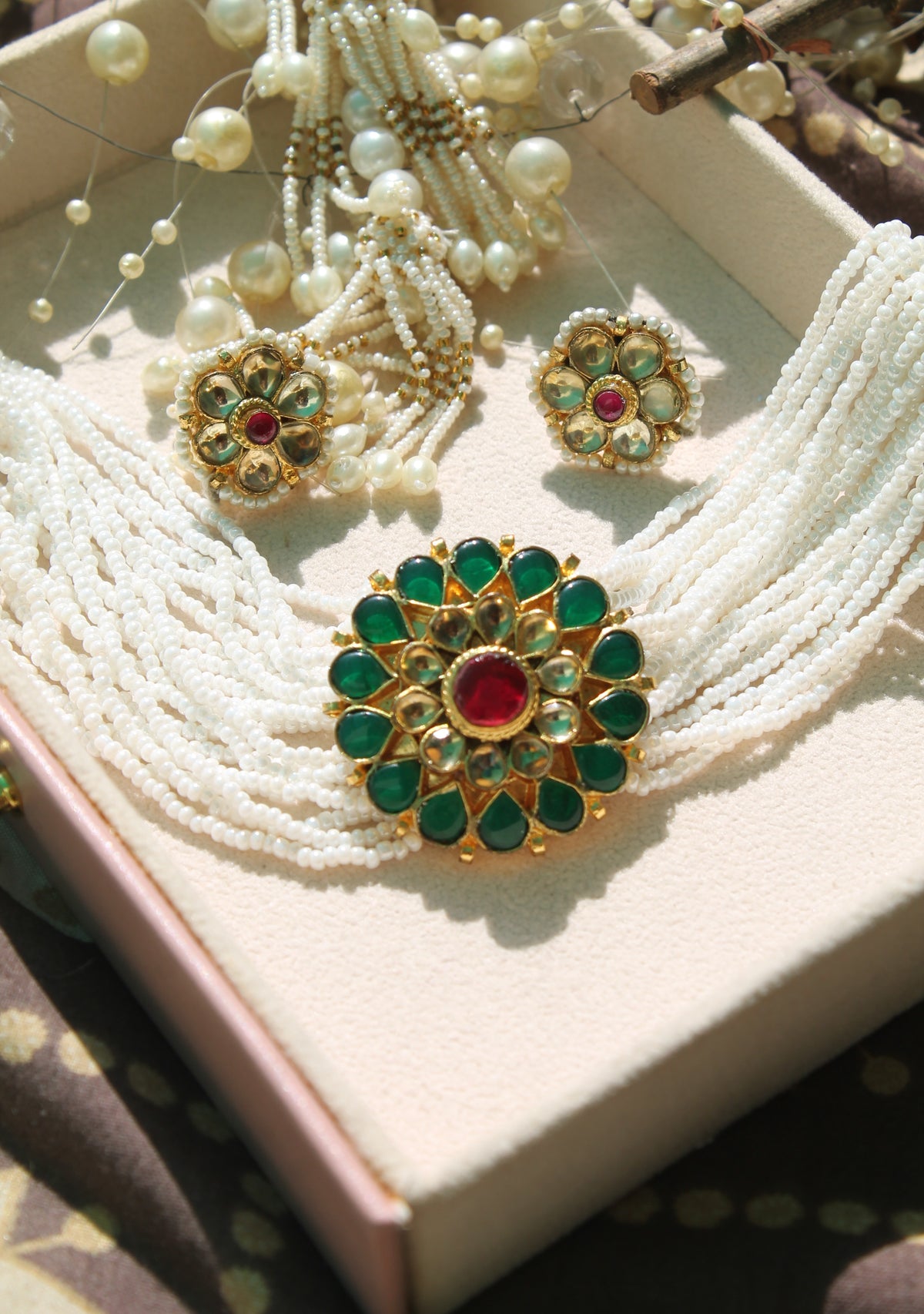 Pachi kundan choker set