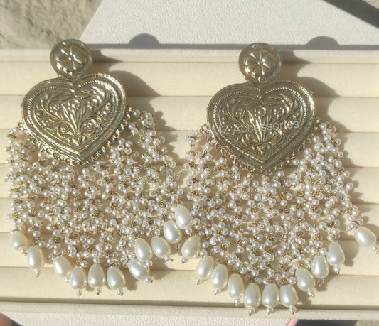 Antique gold polish long hanging earrings