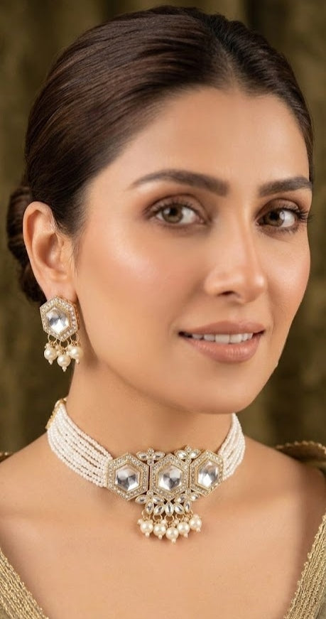 Kundan choker set