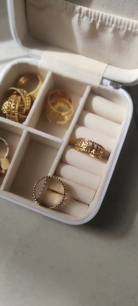 RIN-11 adjustable size antique polish ring