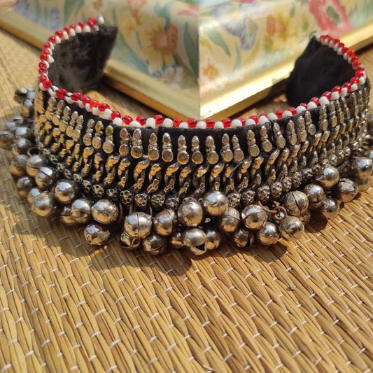 Ethnic afghan gungroo choker