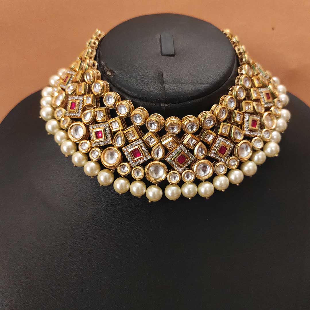 Dual sided wearable Heavy kundan choker and earrings with backside meena